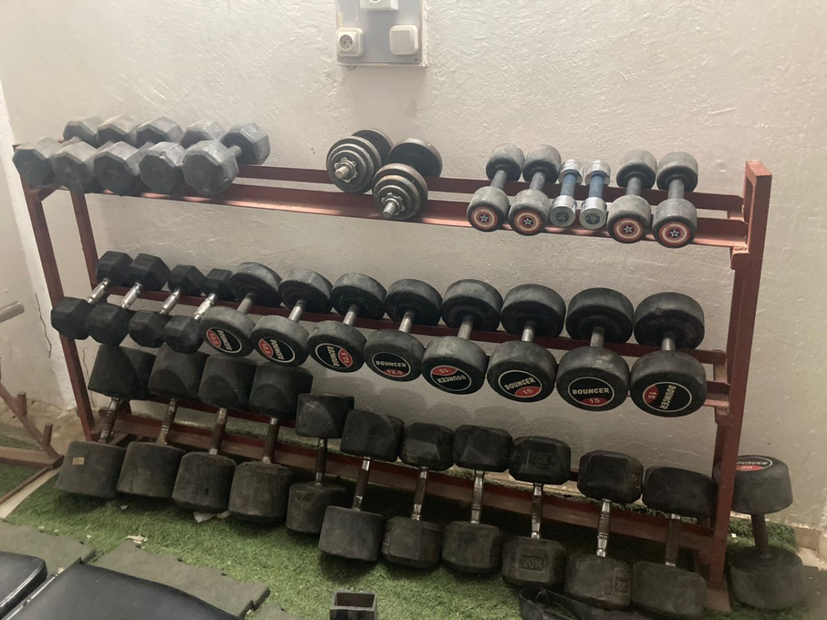 Matériel complet de musculation professionnelle – état neuf