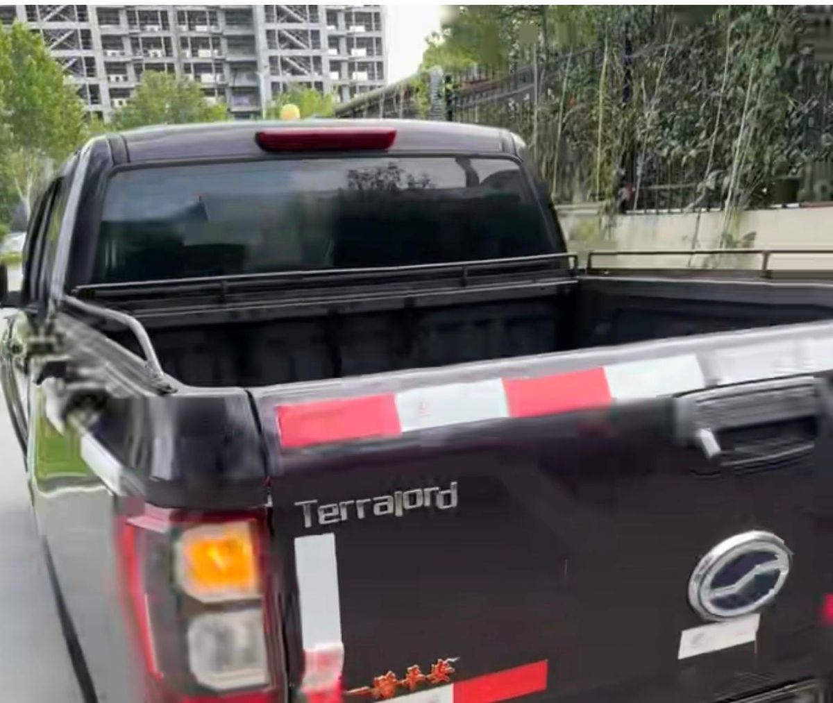 Pick-up Terralord à vendre – Faible kilométrage