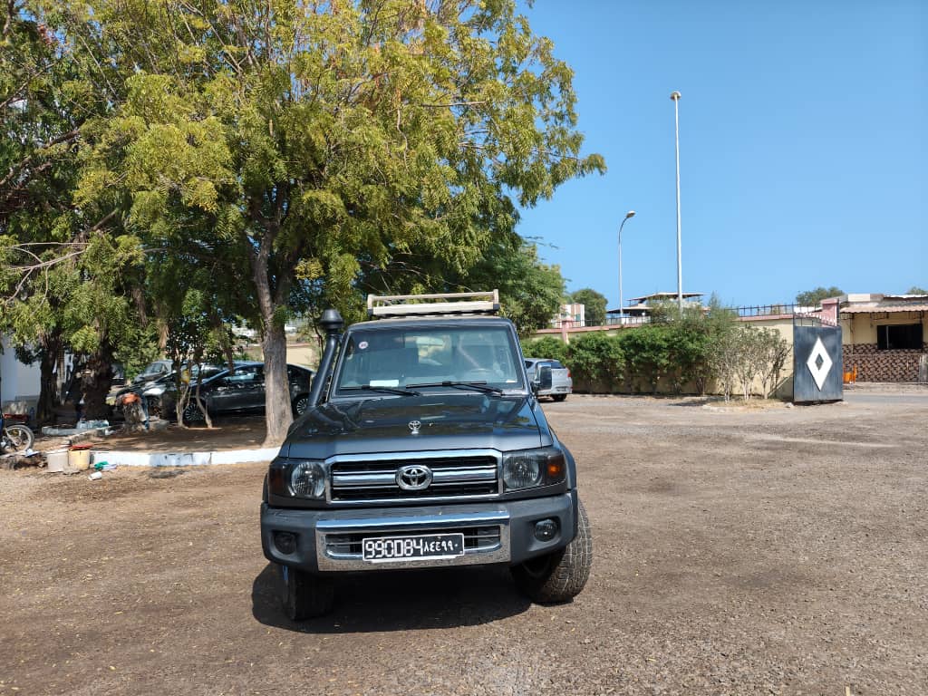 Toyota Hard Top 2020 en excellent état à Djibouti