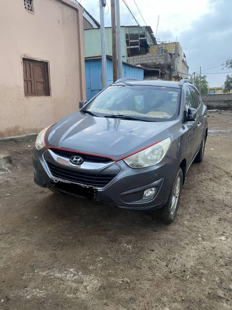 TOYOTA HILUX 2013, HYUNDAI TUCSON 2014, HYUNDAI CRETA 2019