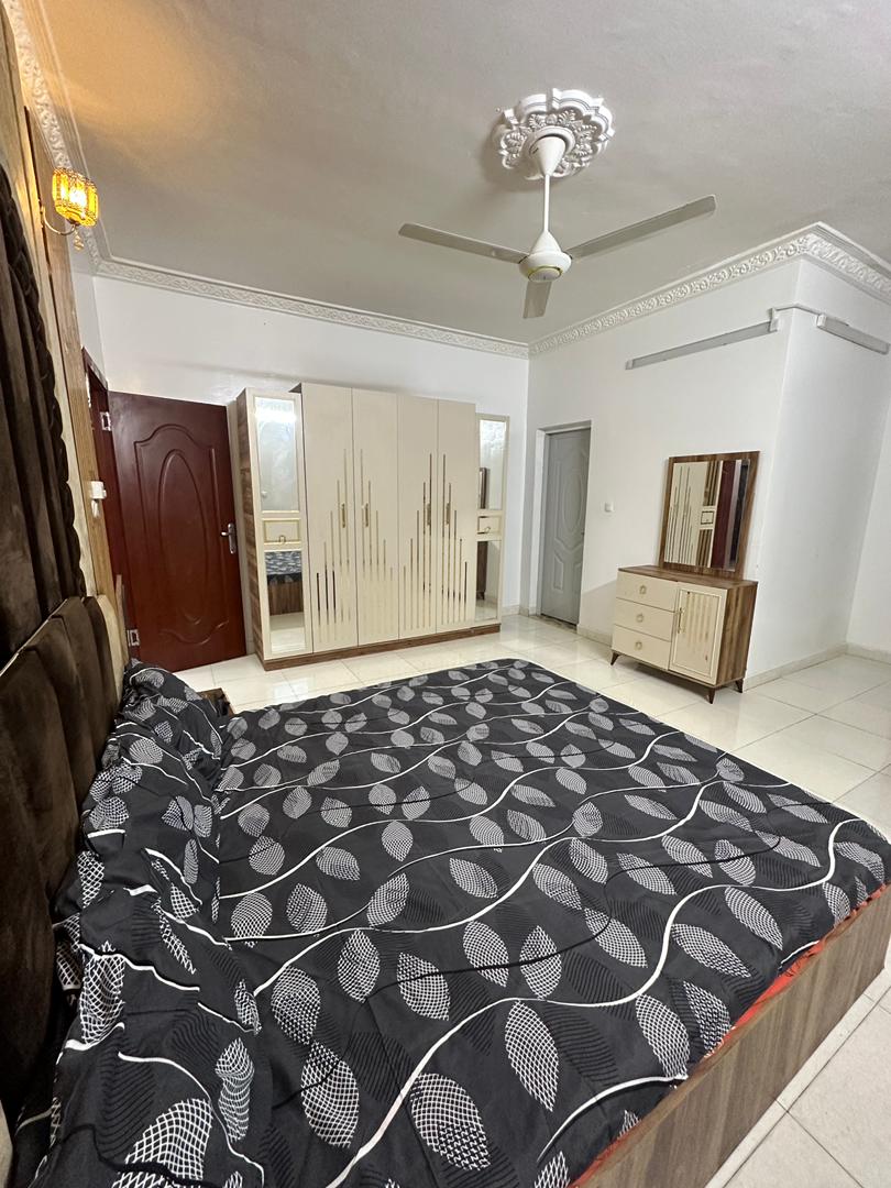 Meubles complets haut de gamme avec électroménagers intégrés