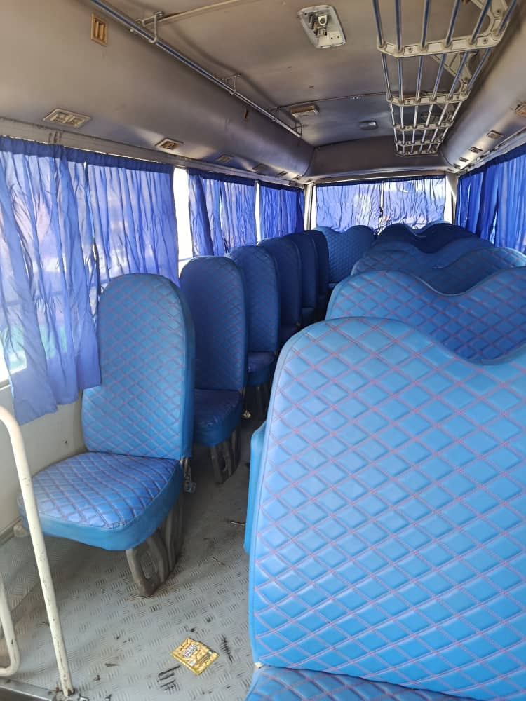 Bus Mitsubishi Rosa et Mazda CX-5 2017, diesel, à vendre