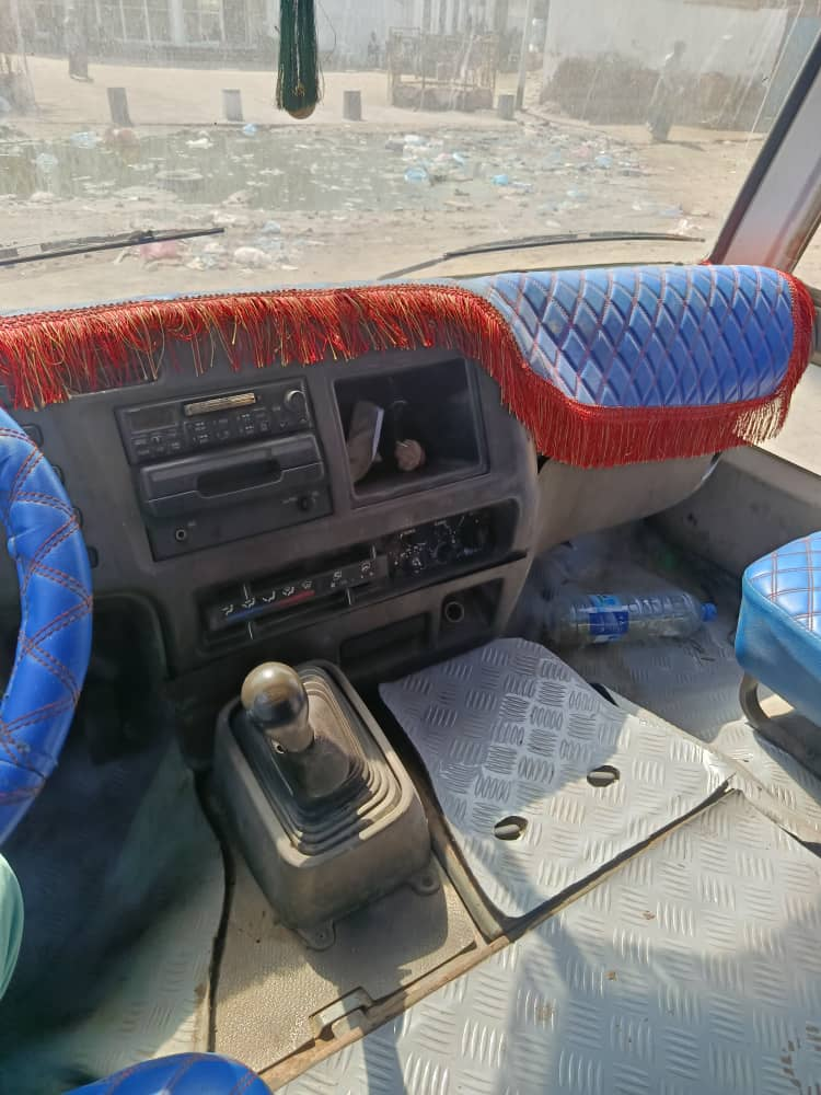 Bus Mitsubishi Rosa et Mazda CX-5 2017, diesel, à vendre