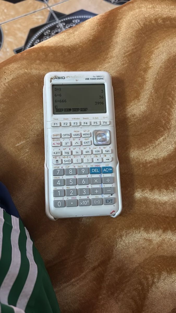 Calculatrice Graphique Blanche,Propre