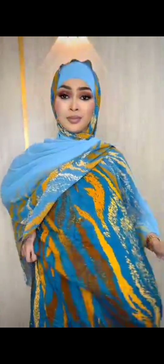 Boubous modernes de qualité, différentes couleurs