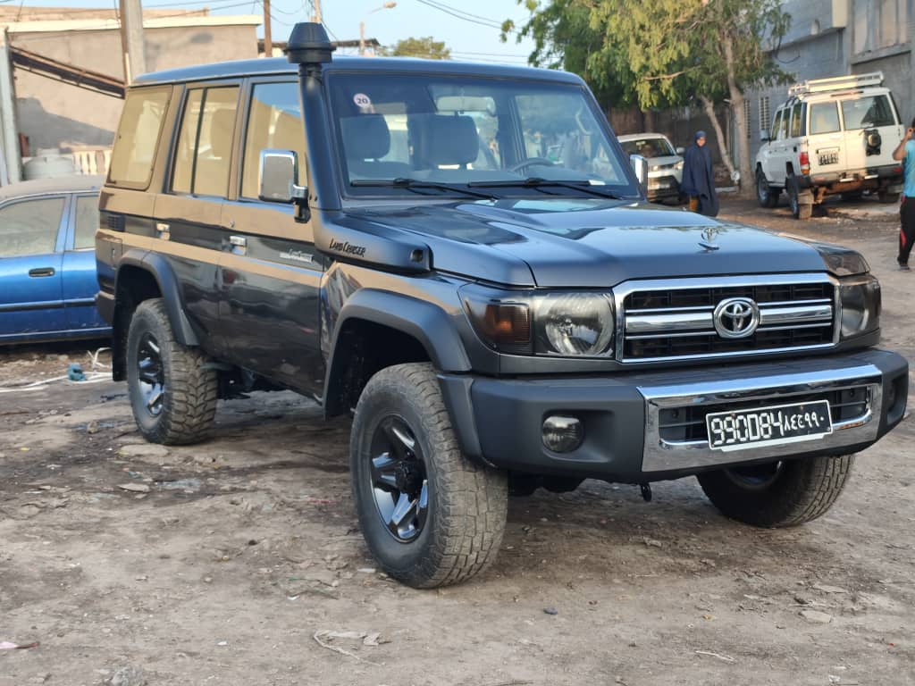Toyota Hard Top 2020 en excellent état à Djibouti