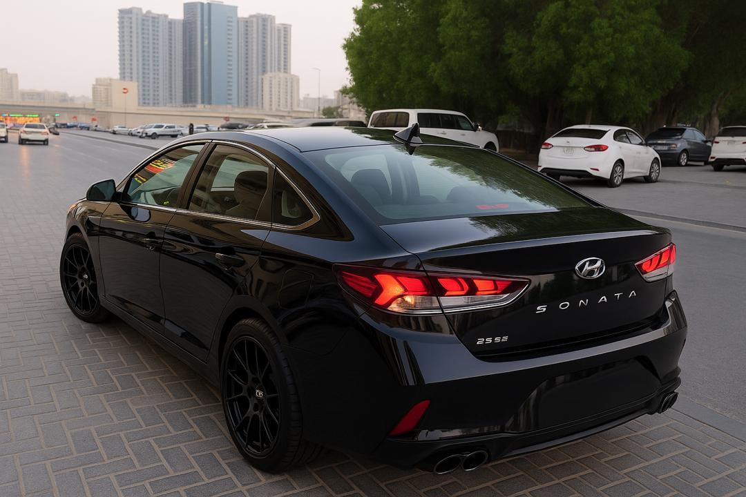 Hyundai Sonata 2019, état neuf, au Free Zone