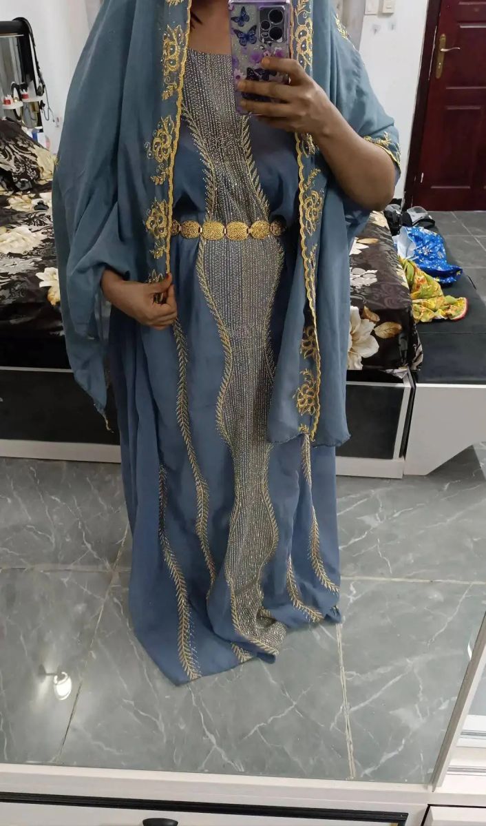 Robes et boubous à vendre