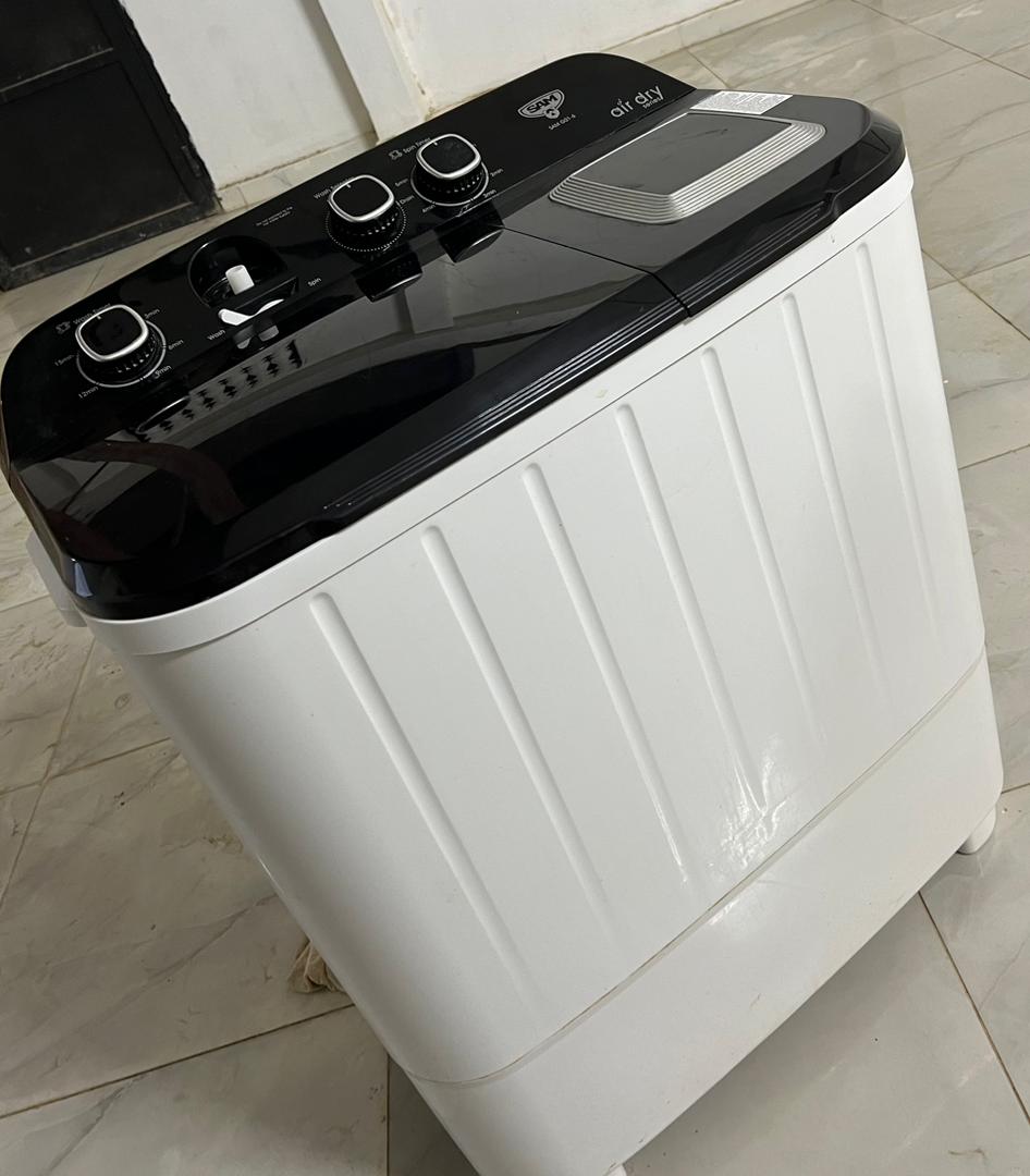 Machine à laver propre, marque SAM