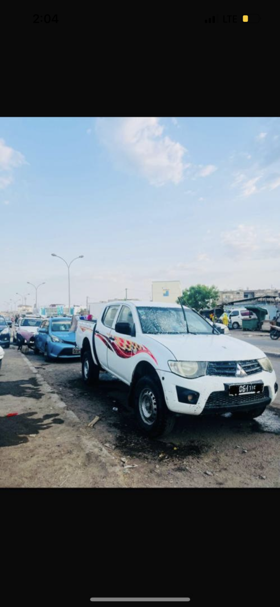 Mitsubishi L200 2015, en excellent état