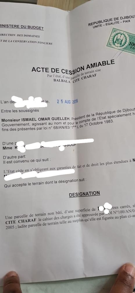 Terrain parcelle avec titre foncier, 120m² et 105m² à Barwaqo Ancien