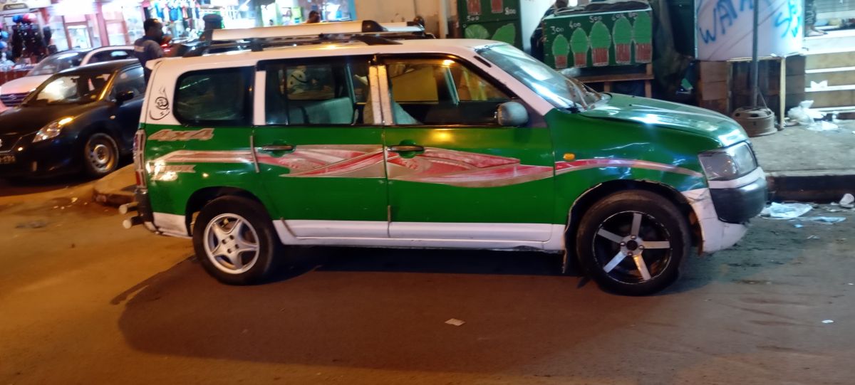 Toyota Probox 2013, automatique, essence économique