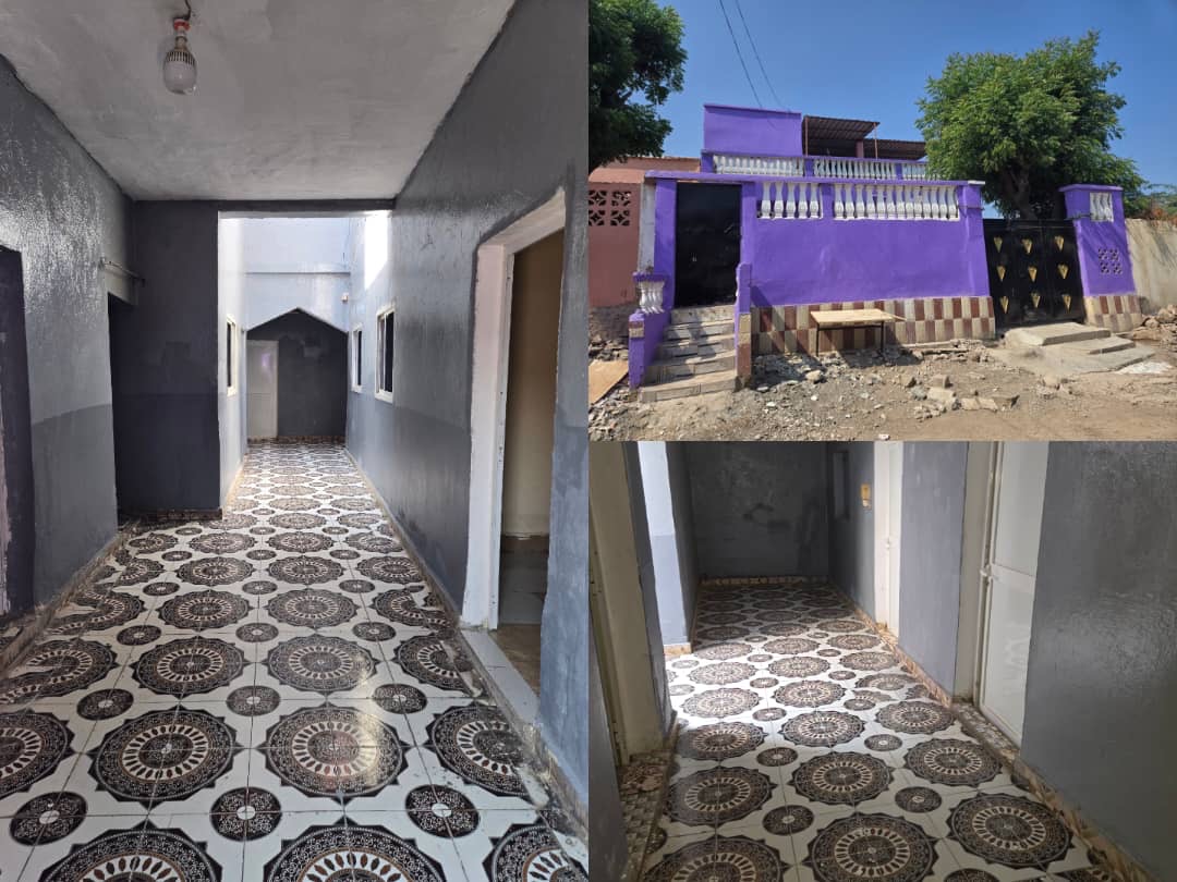 Maison 5 chambres à Cheikh Moussa près de la banque Salam Bank