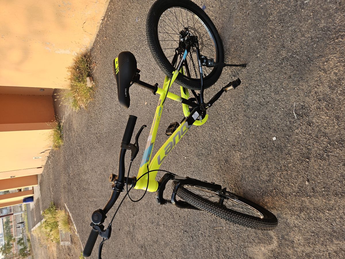 Vélo enfant garçon neuf