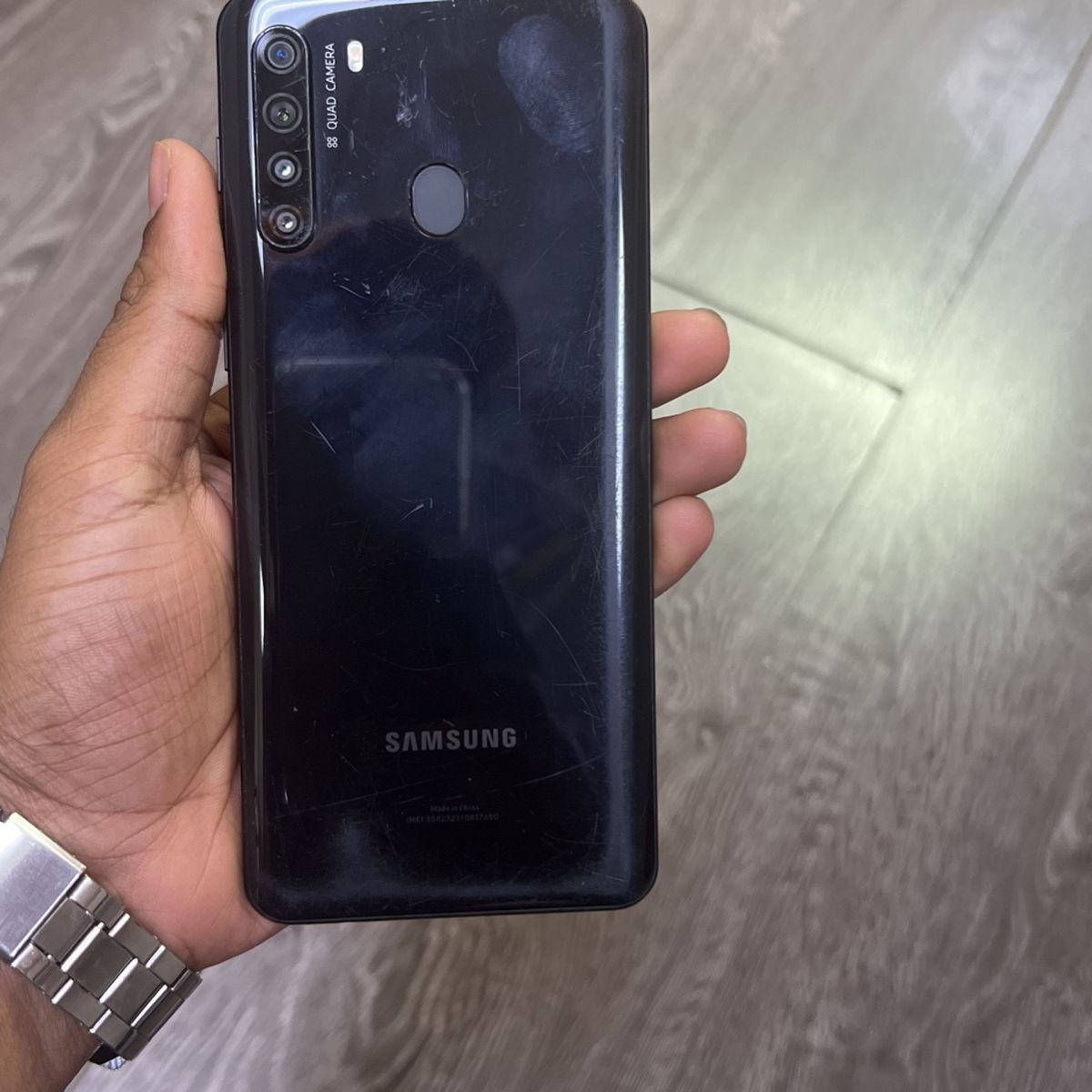 Smartphone Samsung A21, 32 Go, 3 Go RAM, 4 mois d\'utilisation