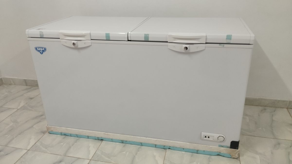 Congélateur Sam 468L presque neuf - Prix négociable