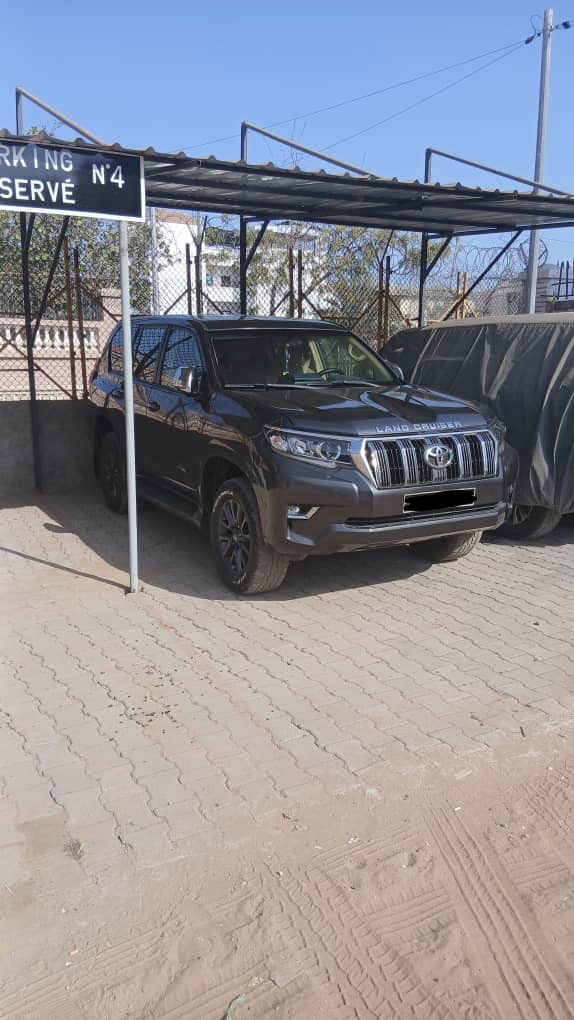 TOYOTA PRADO 2016 AUTOMATIQUE- HYUNDAI CRETA 2019- TOYOTA HILUX 2013