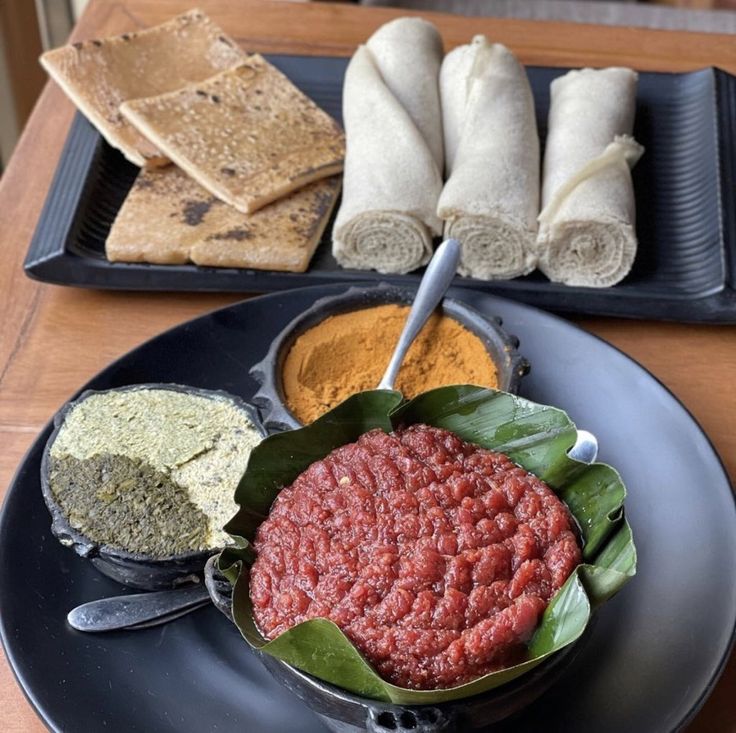 Plats éthiopiens et desserts européens à emporter - Commandez maintenant !