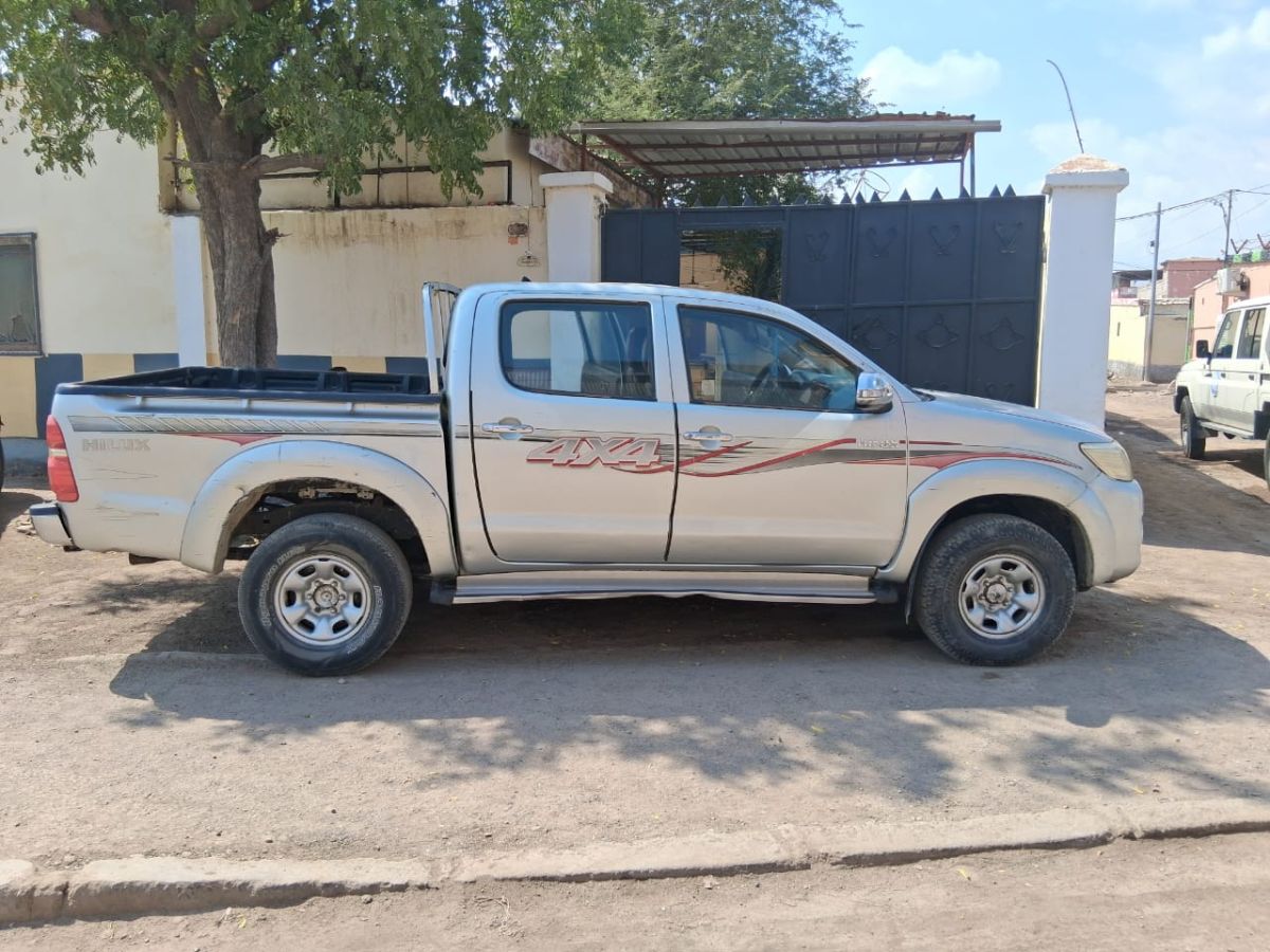 Toyota Hilux 4x4 Double Cabine Diesel avec Climatisation