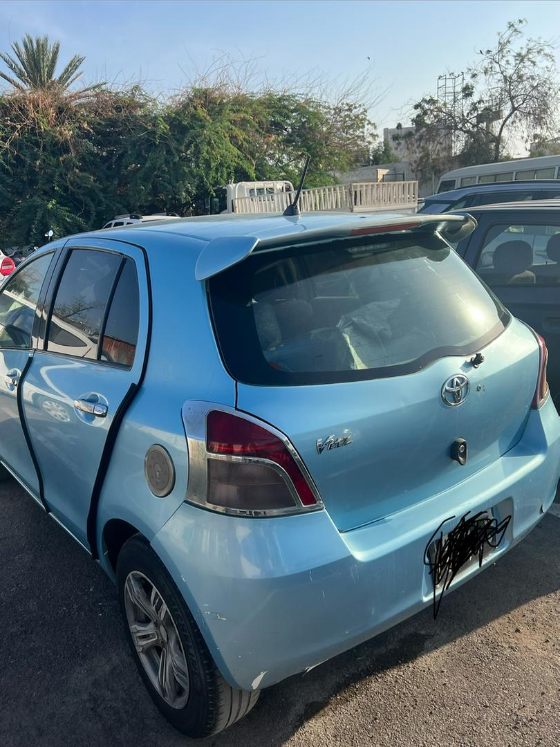 Toyota Vitz 2009/2010, essence, automatique, bon état