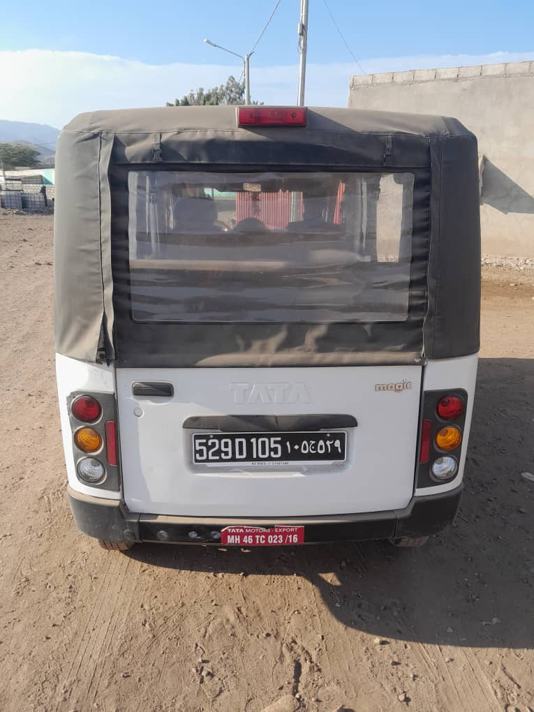 Bajaj type TATA en excellent état à vendre