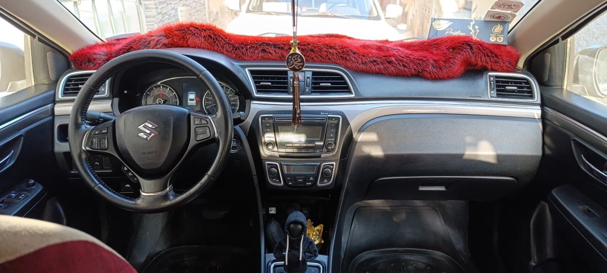 Suzuki Ciaz 2020, essence, très économique, climatisation impeccable