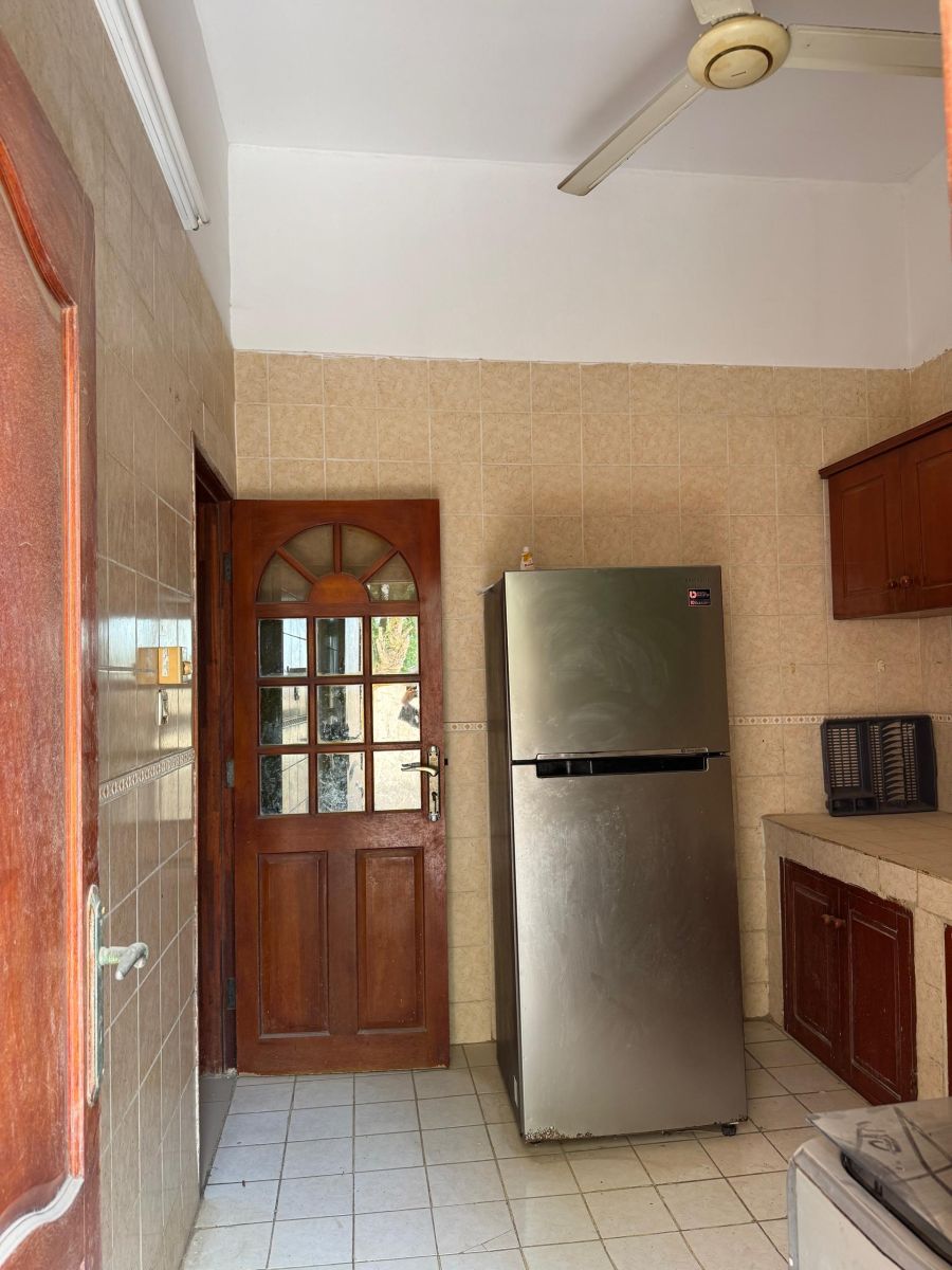 Appartement meublé 3 chambres à louer au Héron, proche Kempinski