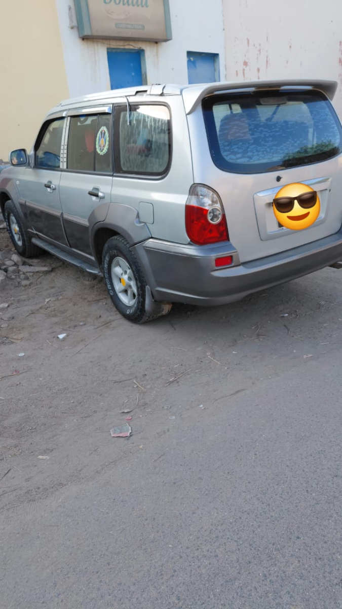 Hyundai Terracan Diesel avec écran multimédia et clim