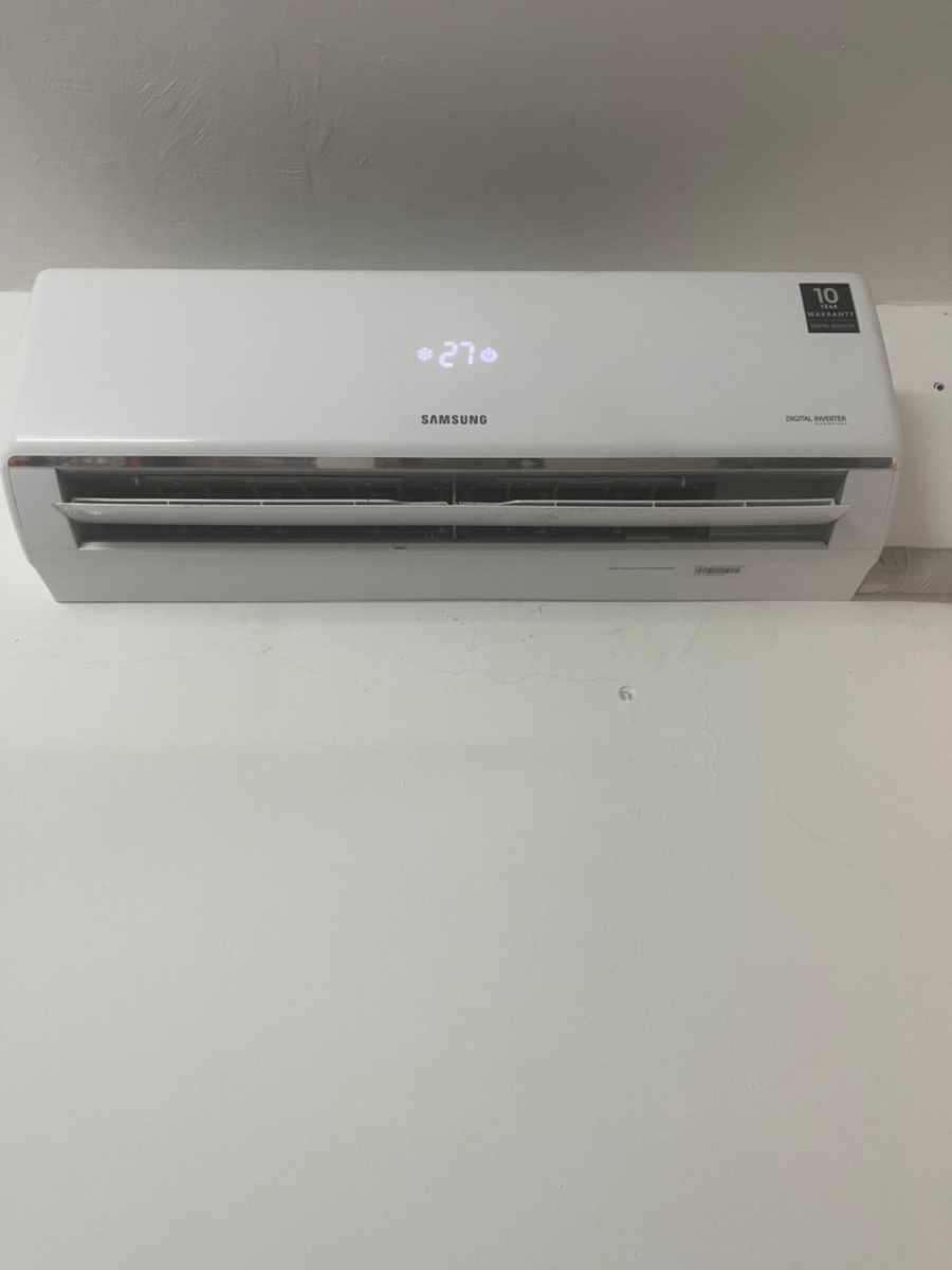 Frigo, vélo, clim et meubles à vendre – Très bon état