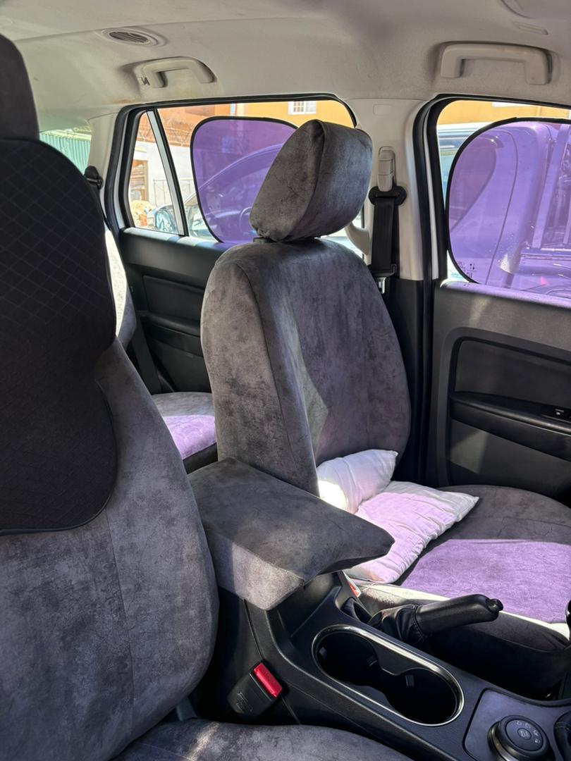 Nissan Terra 2025 automatique & Ford Everest 2022 manuelle à vendre