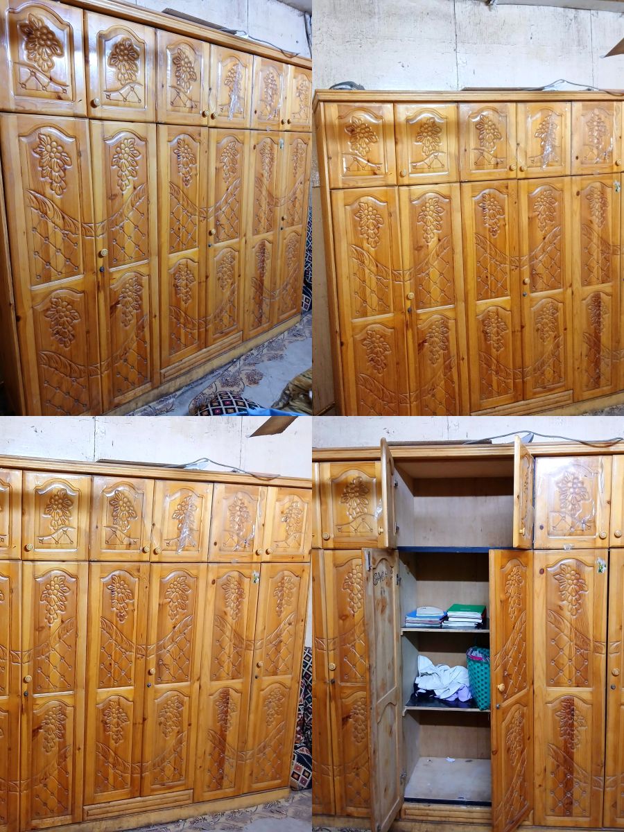 Armoire en bois presque neuf