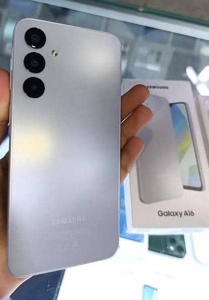 Samsung A16 8Go RAM, 256 Go, neuf, complet avec accessoires