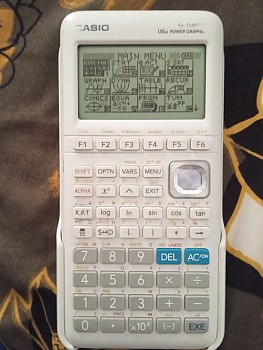 Calculatrice graphique blanche