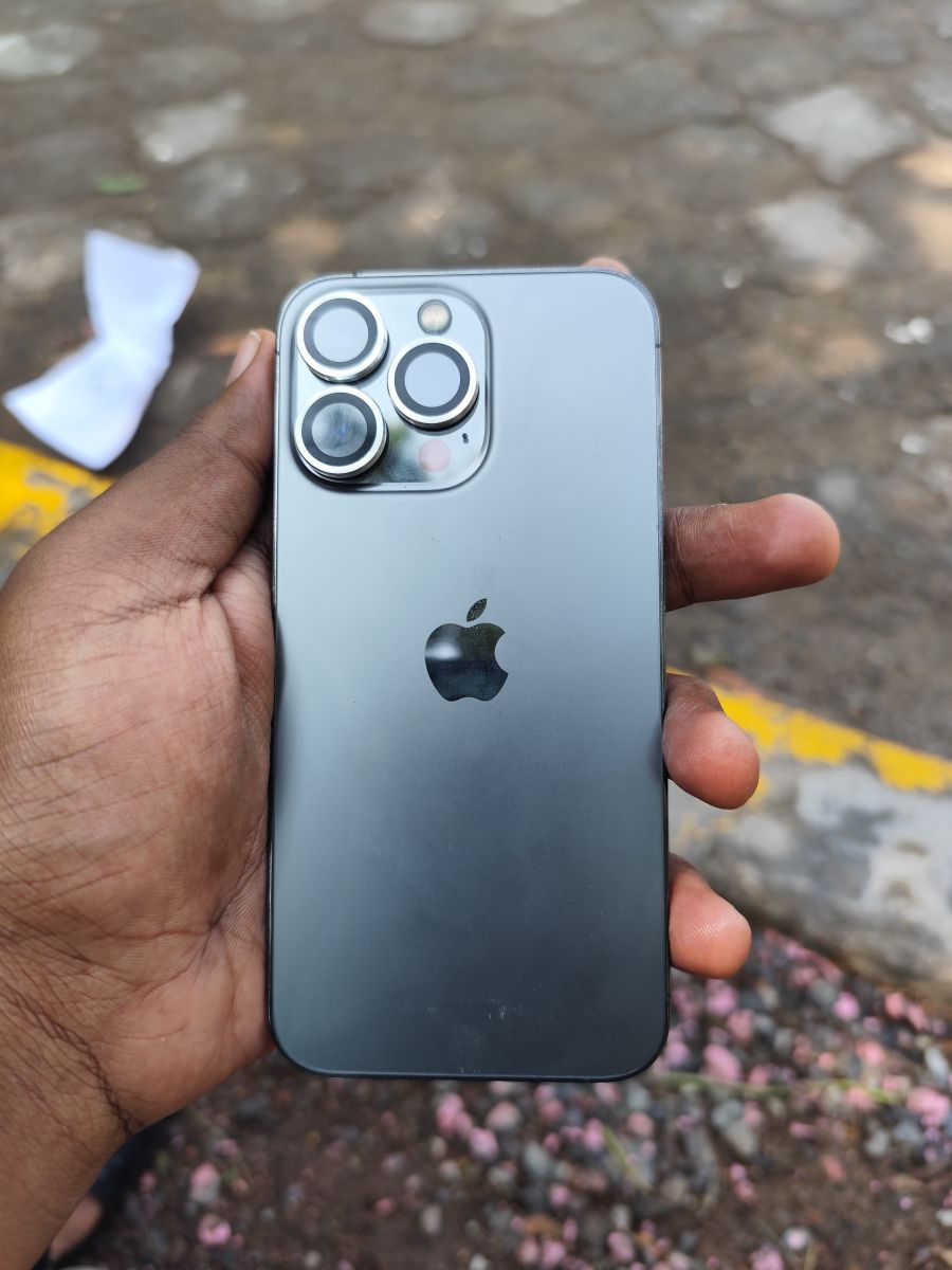 iPhone 13 Pro 256Go, comme neuf, 2 semaines d\'utilisation