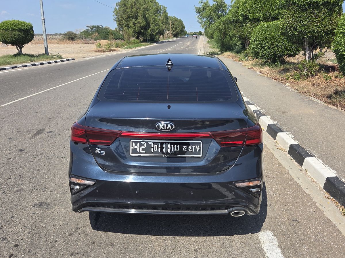 Kia K3, essence, berline en excellent état