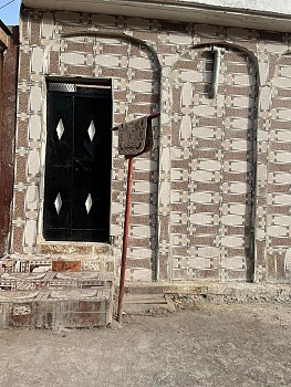 Maison F3 avec cuisine et toilette à louer à Q7