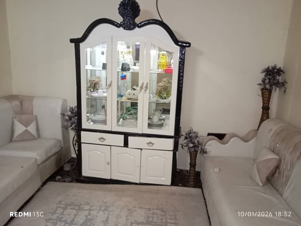 Ensemble de meubles et électroménagers pour salon et cuisine