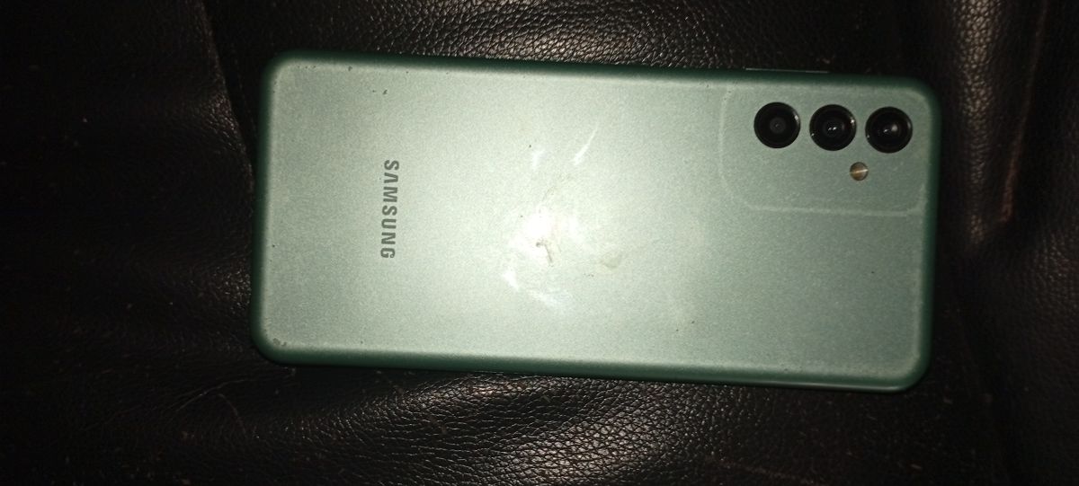 Samsung M13 64GB RAM 4GB - Excellent Condition