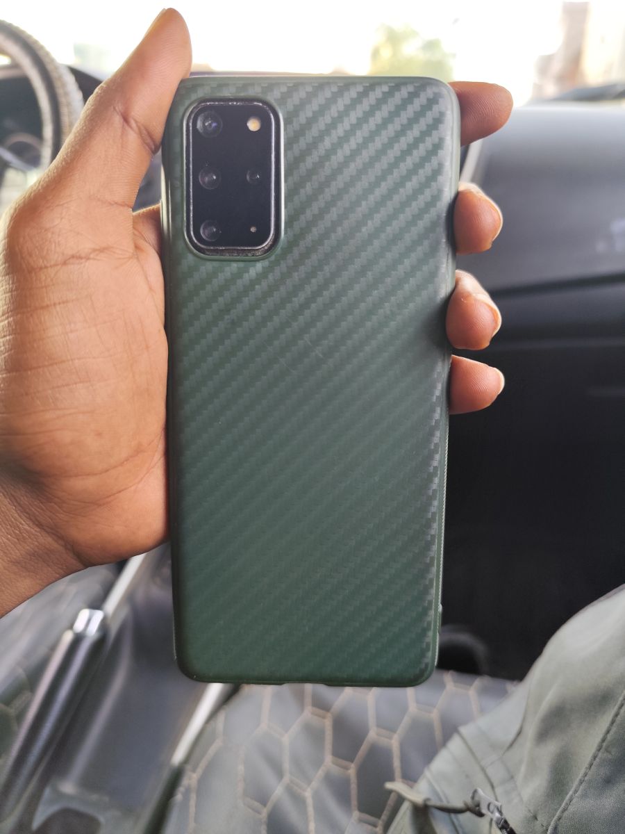 Samsung S20+5G en bon état à réparer