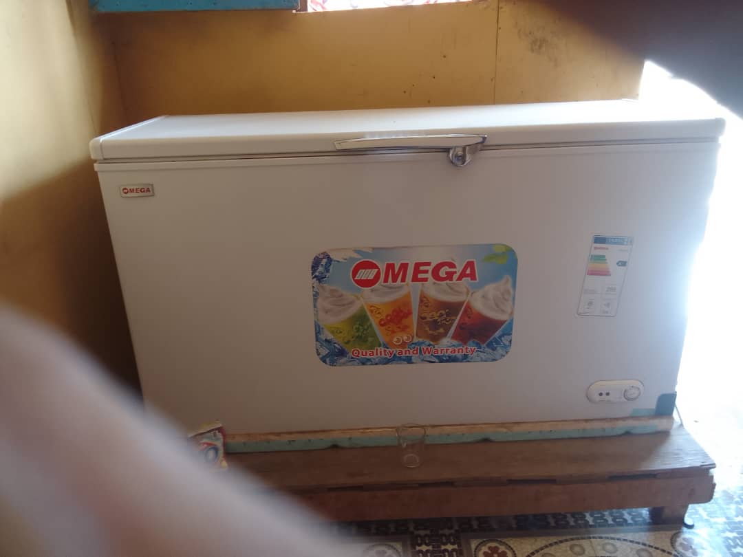 Réfrigérateur- Congélateur En Bon État - Prix Négociable