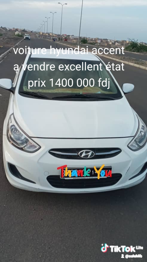 Hyundai Accent 2016, automatique, gazoil, blanc