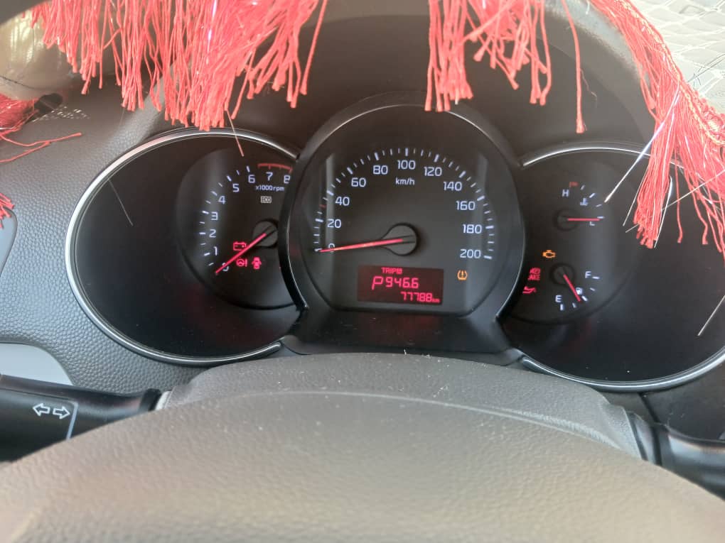 Kia Picanto 2016, essence, boîte automatique, économique pour la ville