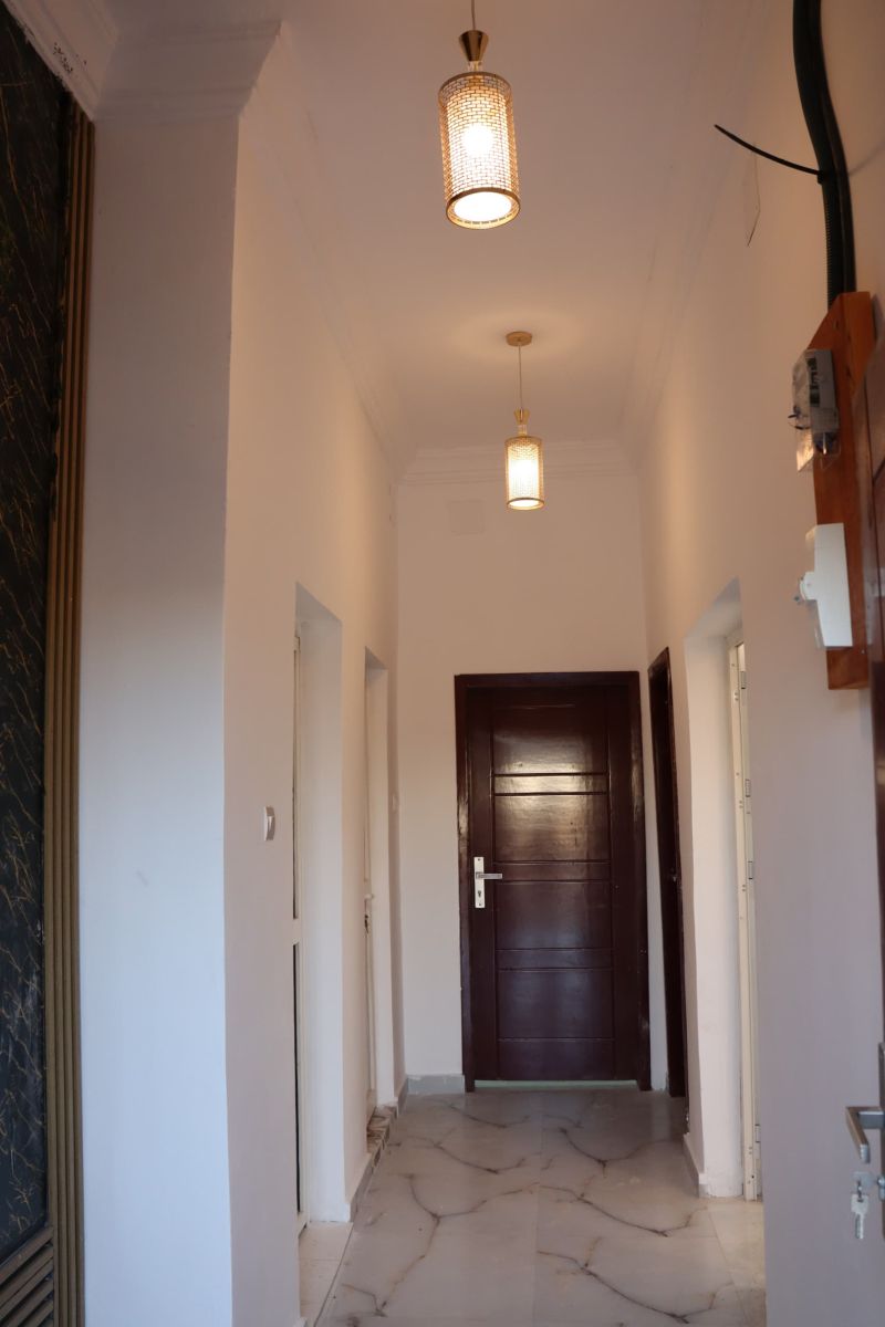 Villa neuve de standing à louer – Cité Nassib