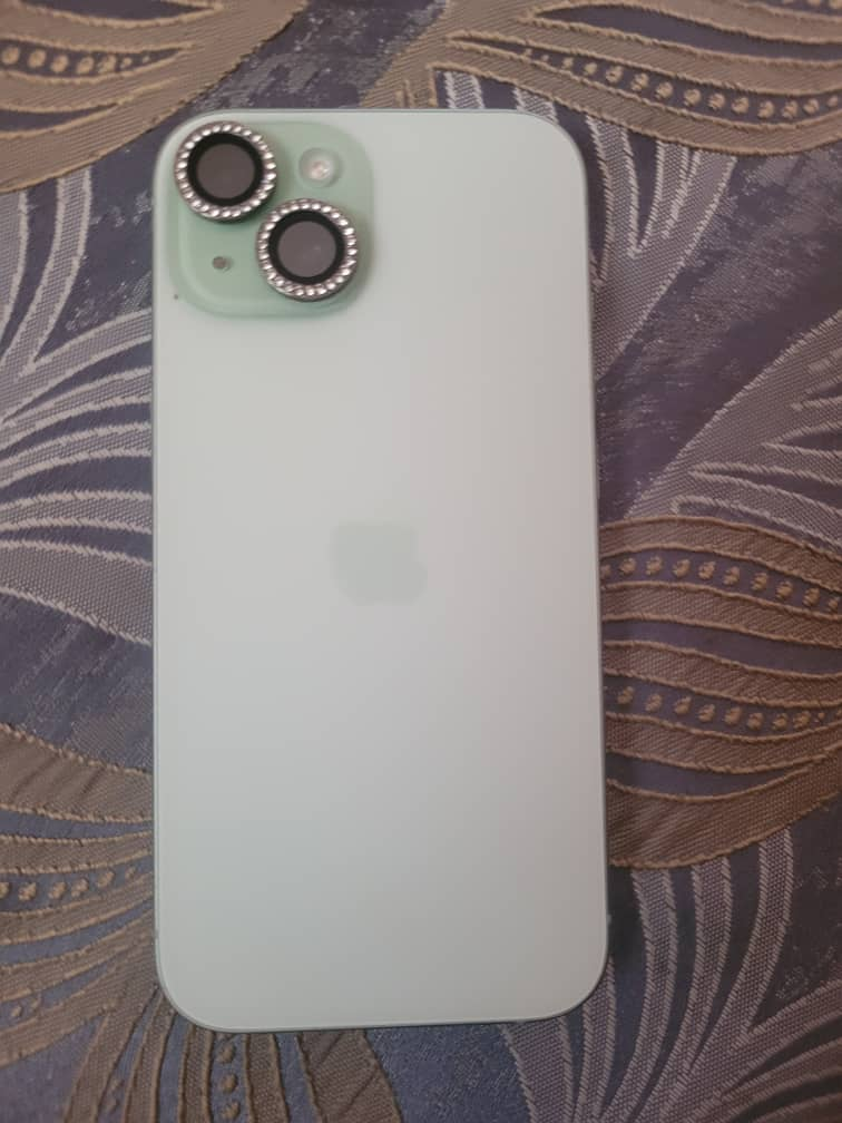 iPhone 15 Vert Pastel - Batterie 89% - Disponible