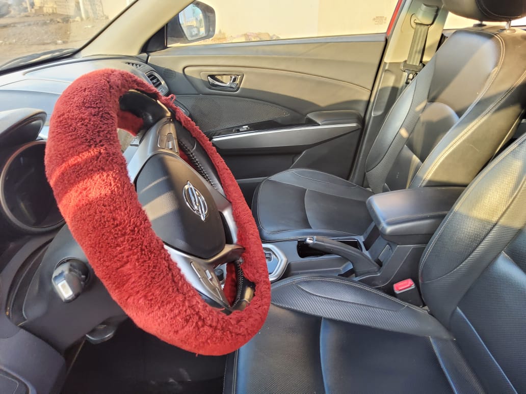 SUV Ssangyong Tivoli 2019, état neuf, écran + caméra, 62 000 km