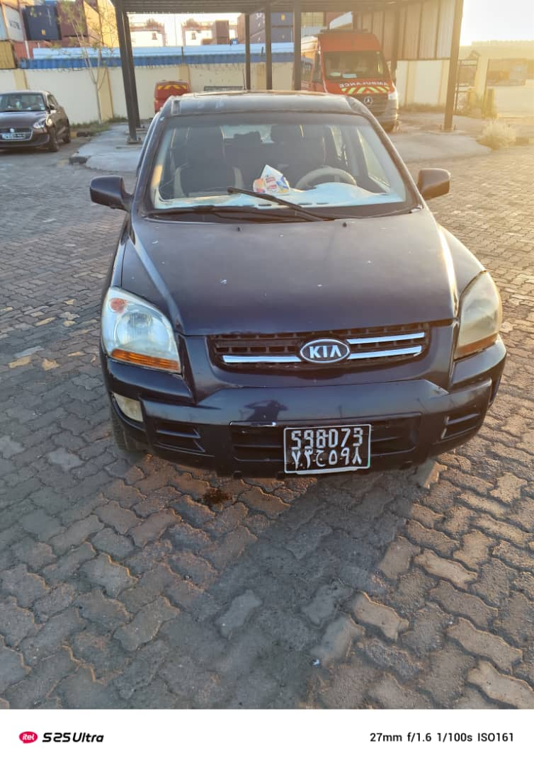 Kia Sportage, boîte manuelle, climatisation et radio fonctionnels