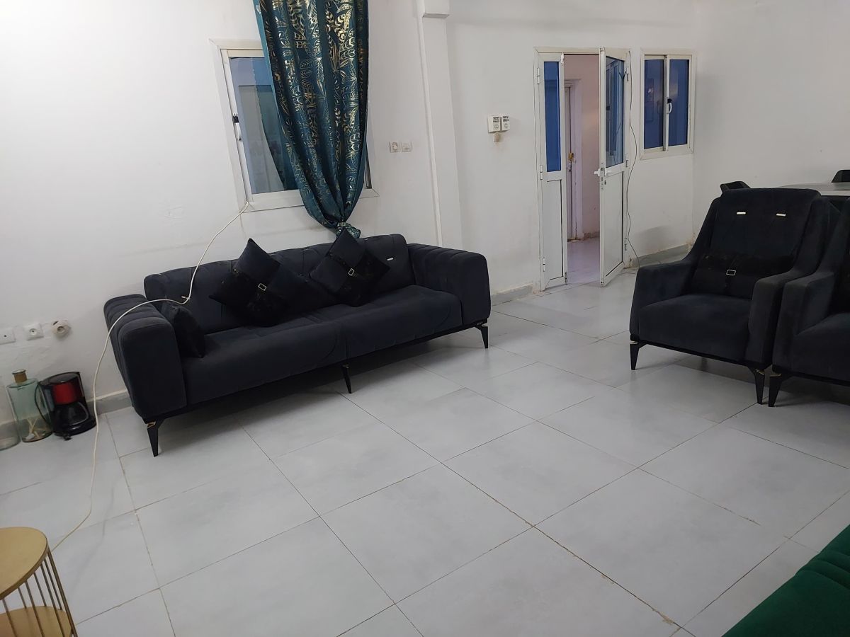 Salon, salle à manger & chambre à coucher neufs à vendre