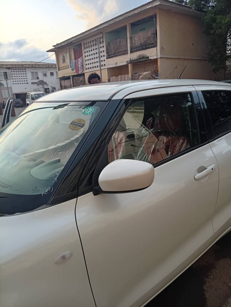 Suzuki Swift 2018, essence, en bon état