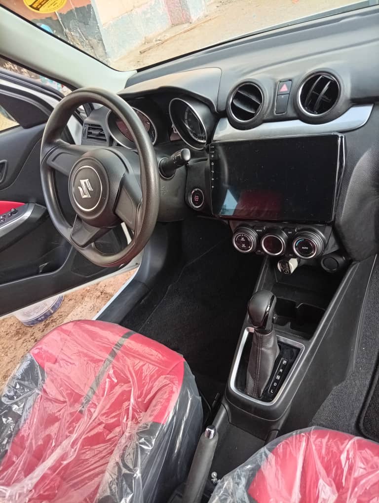 Suzuki Swift 2018, essence, en bon état