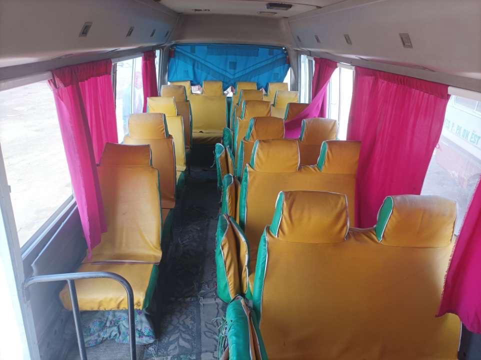 Bus Mitsubishi Rosa – 30 places – Très bon état